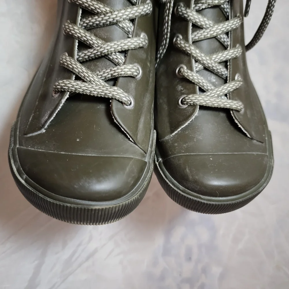 Rocket Dog Olive Green Grey Rubber Lace Up Rain Boots Women's Size 7 All Seasons